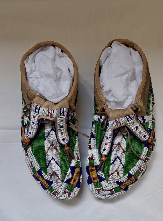Pair Of Prestigious Beaded Loafers From The Great Plains