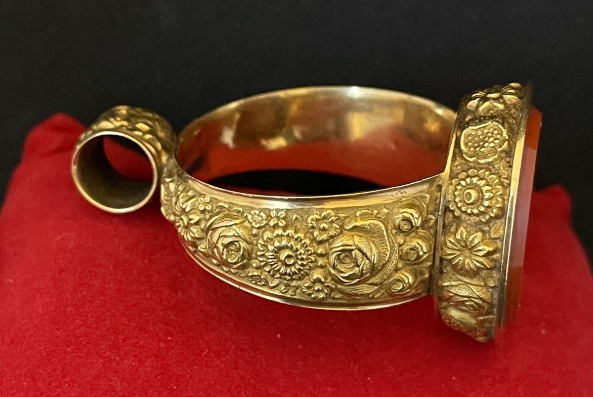 Ceremonial Ring That Doubles As A Pendant-photo-3