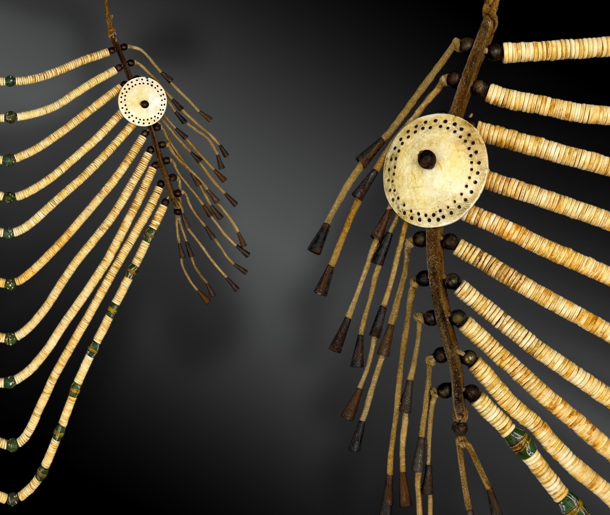 PARURE MASCULINE DE PRESTIGE (LOOP NECKLACE) DES NEZ-PERCÉS (NIMIIPUU)-photo-4