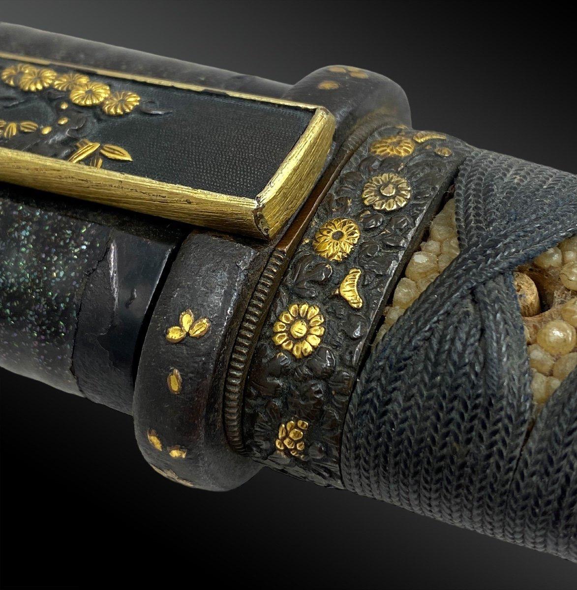 Shintō Tantō With Shishi And Peony Decorations – Japan, 17th Century, Edo Period-photo-1