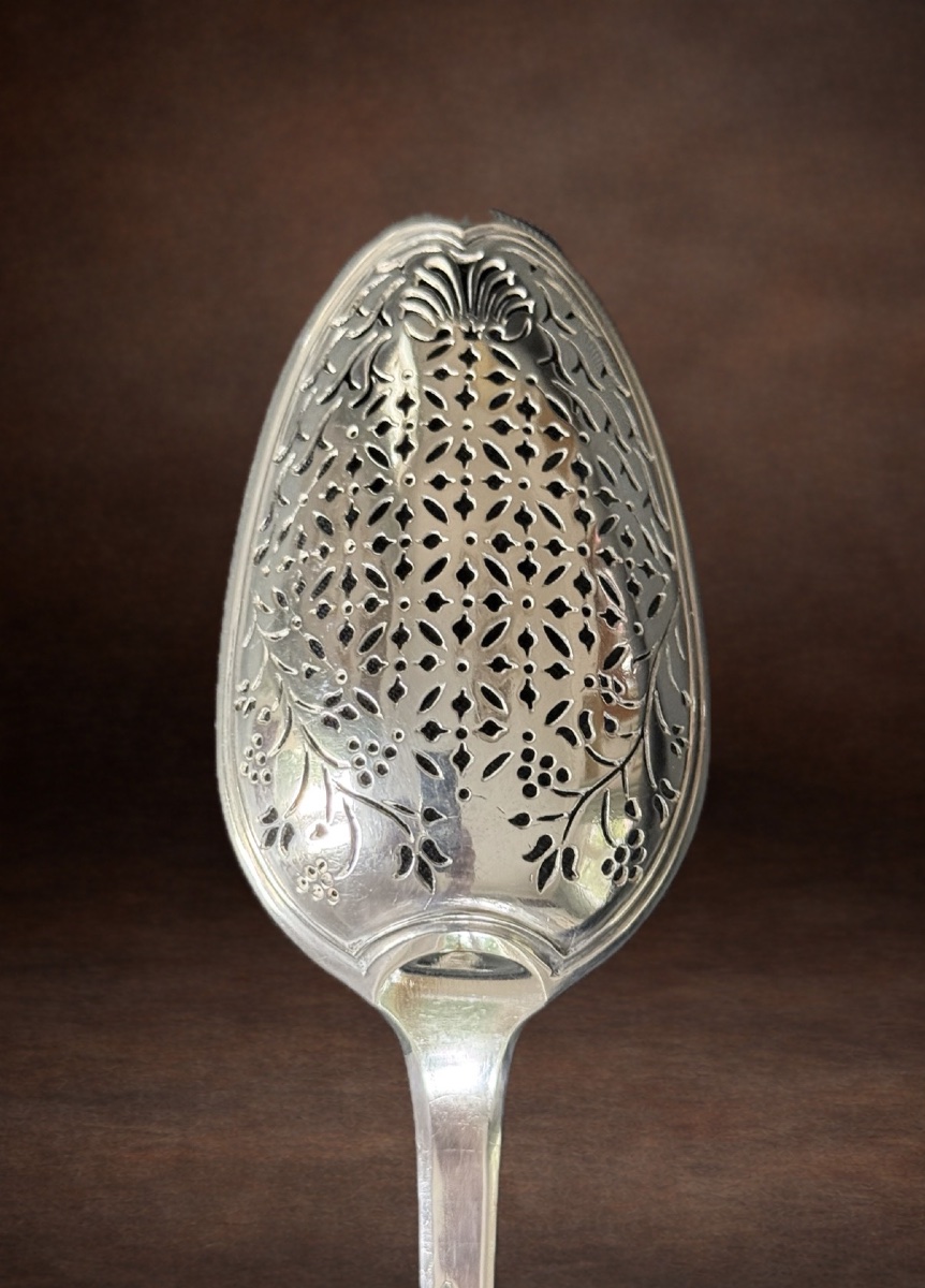 Cuillère à olives en argent — Rouen, 1755-photo-4