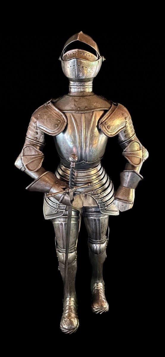 Mastercrafted Armor, France, 18th Century -photo-3