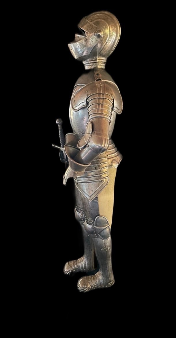 Mastercrafted Armor, France, 18th Century -photo-1