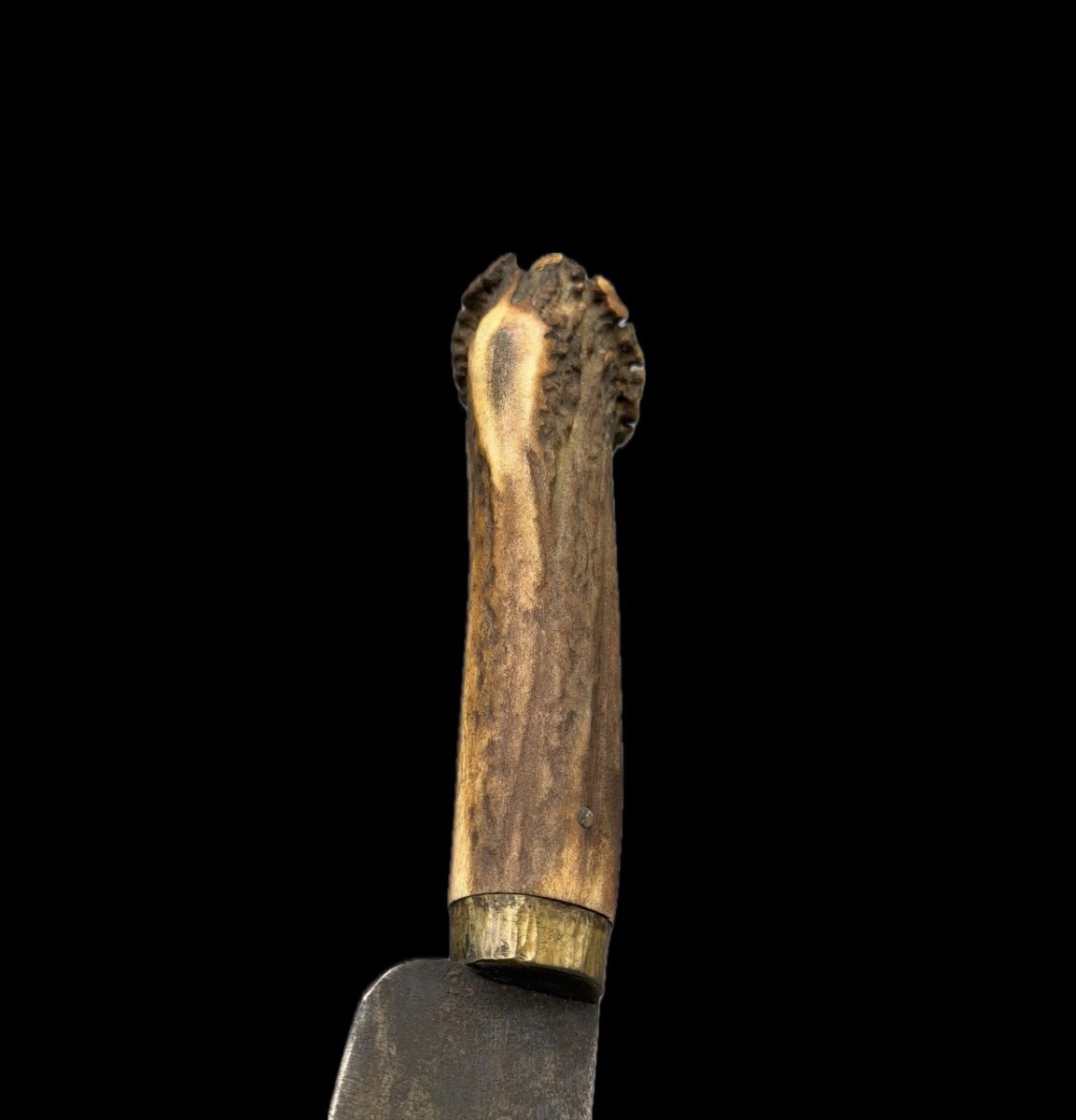 COUTEAU DE TRAITE DES GRANDES PLAINES ET SON FOURREAU PERLÉ — EXEMPLAIRE PUBLIÉ-photo-4