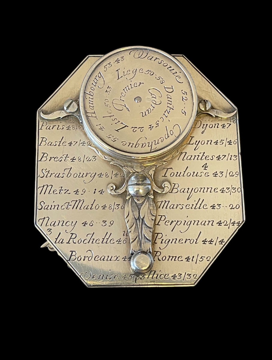 Michael Butterfield, Silver Sundial, Paris, 17th Century. -photo-3