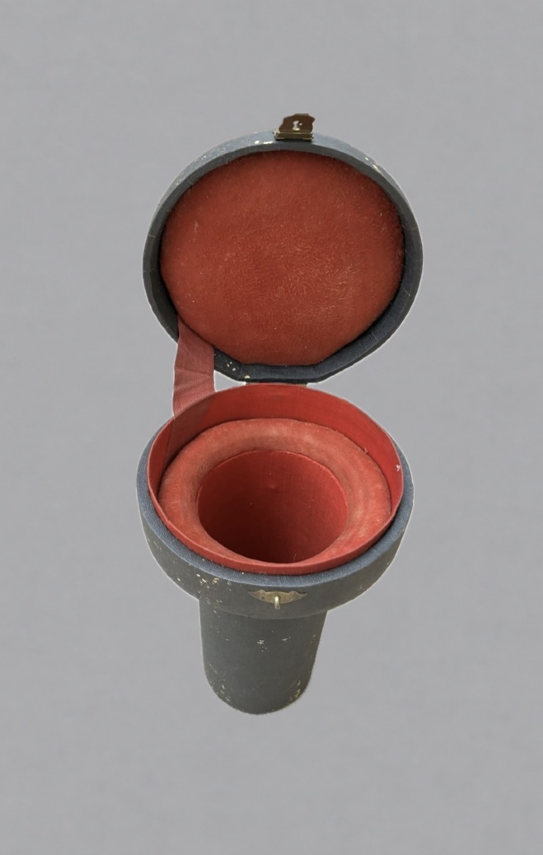 Important calice et sa patène en argent partiellement vermeillé – Paris, 1809–1819-photo-2