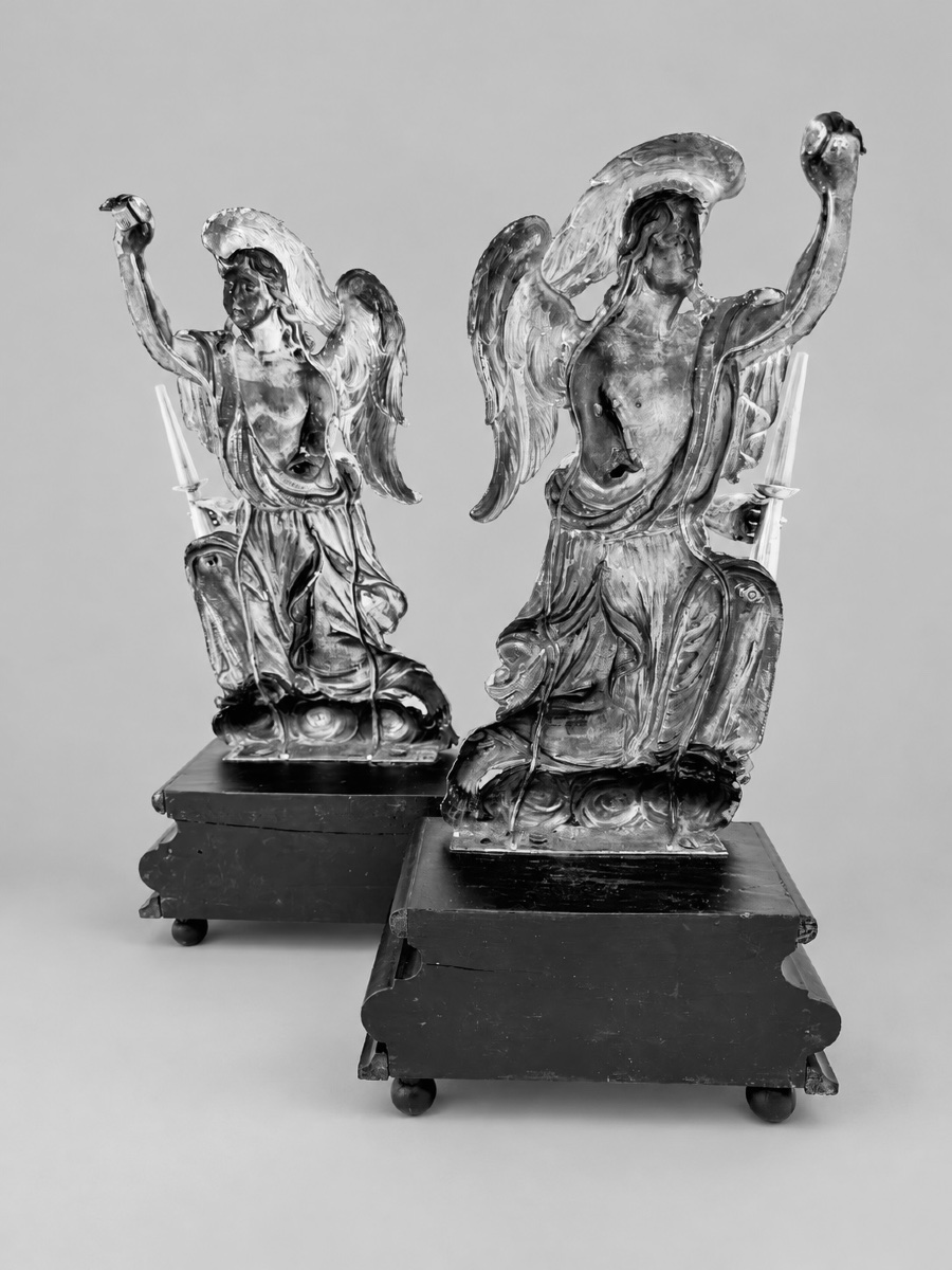 PAIRE D’ANGES CÉROFÉRAIRES EN ARGENT MASSIF-photo-6