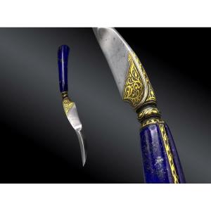 Poignard Mahratte dit Bich’hwa, poignée en lapis lazuli Inde, début XXème siècle