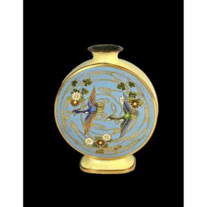 Miniature Bianhu-shaped Flask In Gilded Bronze With Champlevé Enamel