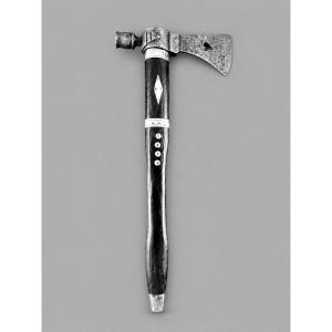 North American First Nations Art: Tomahawk-prestige Pipe