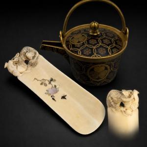 "chasaji" Meiji Tea Measuring Spoon With Carvings Of A Downy Bird And A Pomegranate, Shibayama, 19th Century