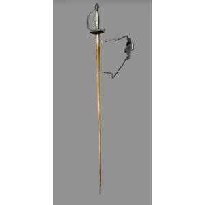 ÉPÉE DE COUR FRANÇAISE D’OFFICIER AU SERVICE DU ROI ÉPOQUE LOUIS XV – VERS 1740-1760 