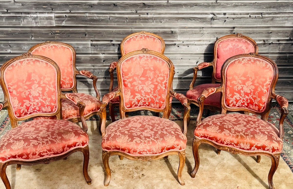 suite de 6 fauteuils cabriolet estampillé nicolas blanchard