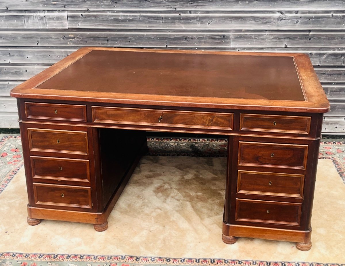 Large Associates Desk With 18 Drawers From The 19th Century