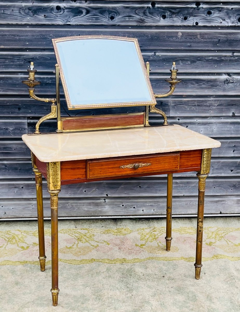 Rare coiffeuse louis XVI en acajou et bronze 