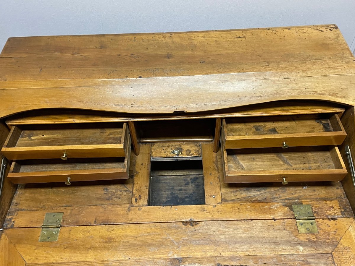 Louis XV Period Walnut Sloping Desk-photo-6