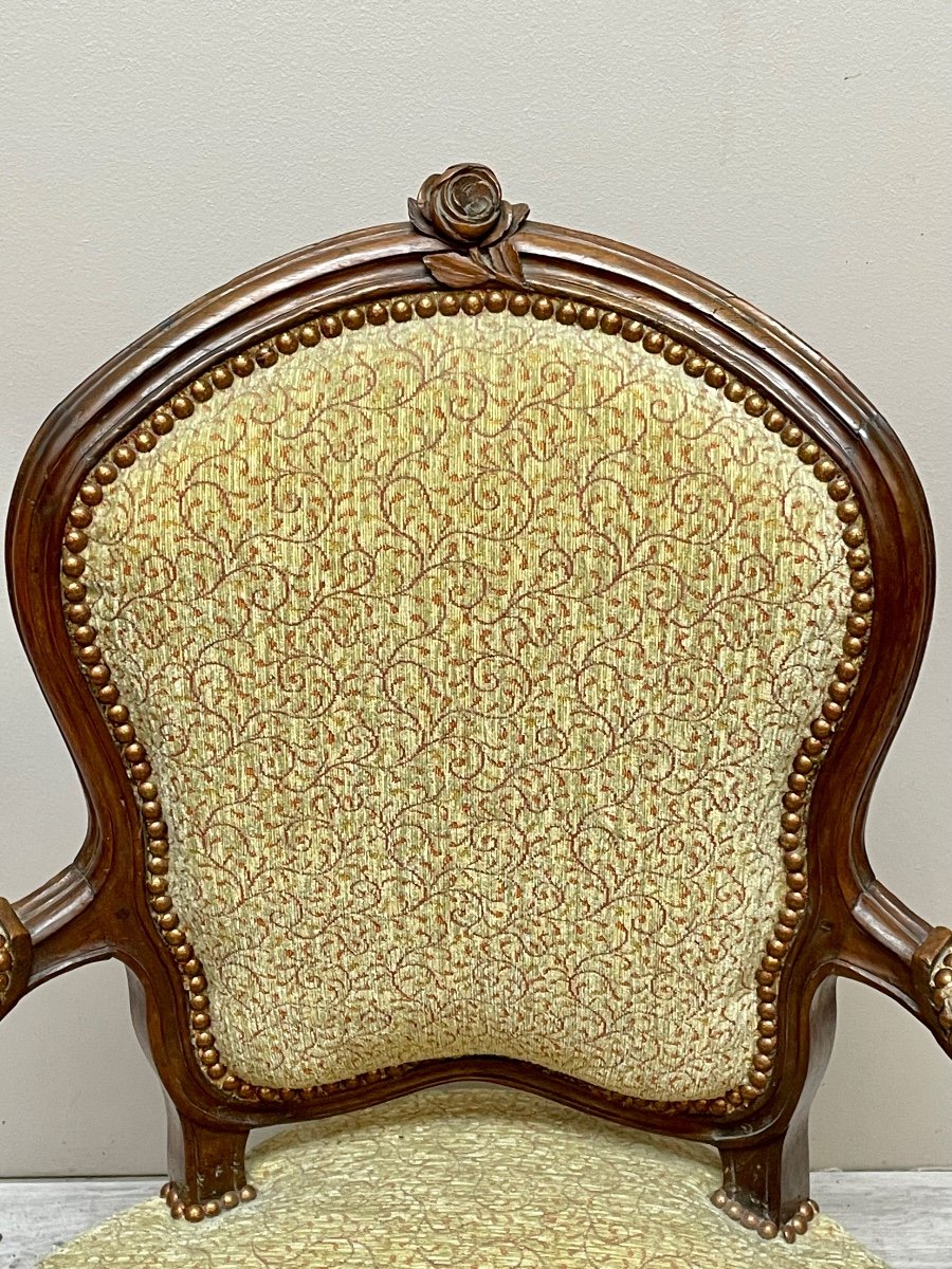 fauteuil cabriolet en noyer d’époque Louis XV -photo-2