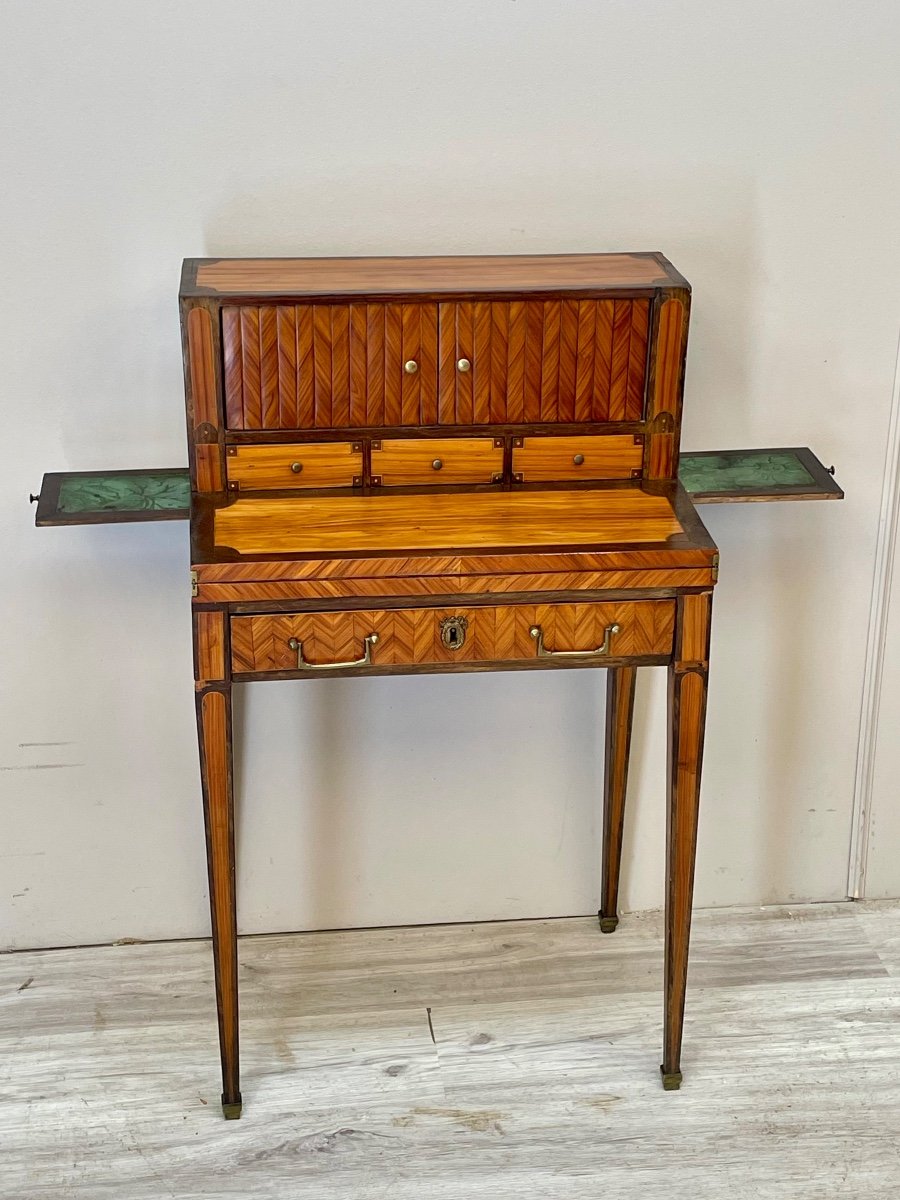Small Happiness Desk Of The Day In Louis XVI Marquetry