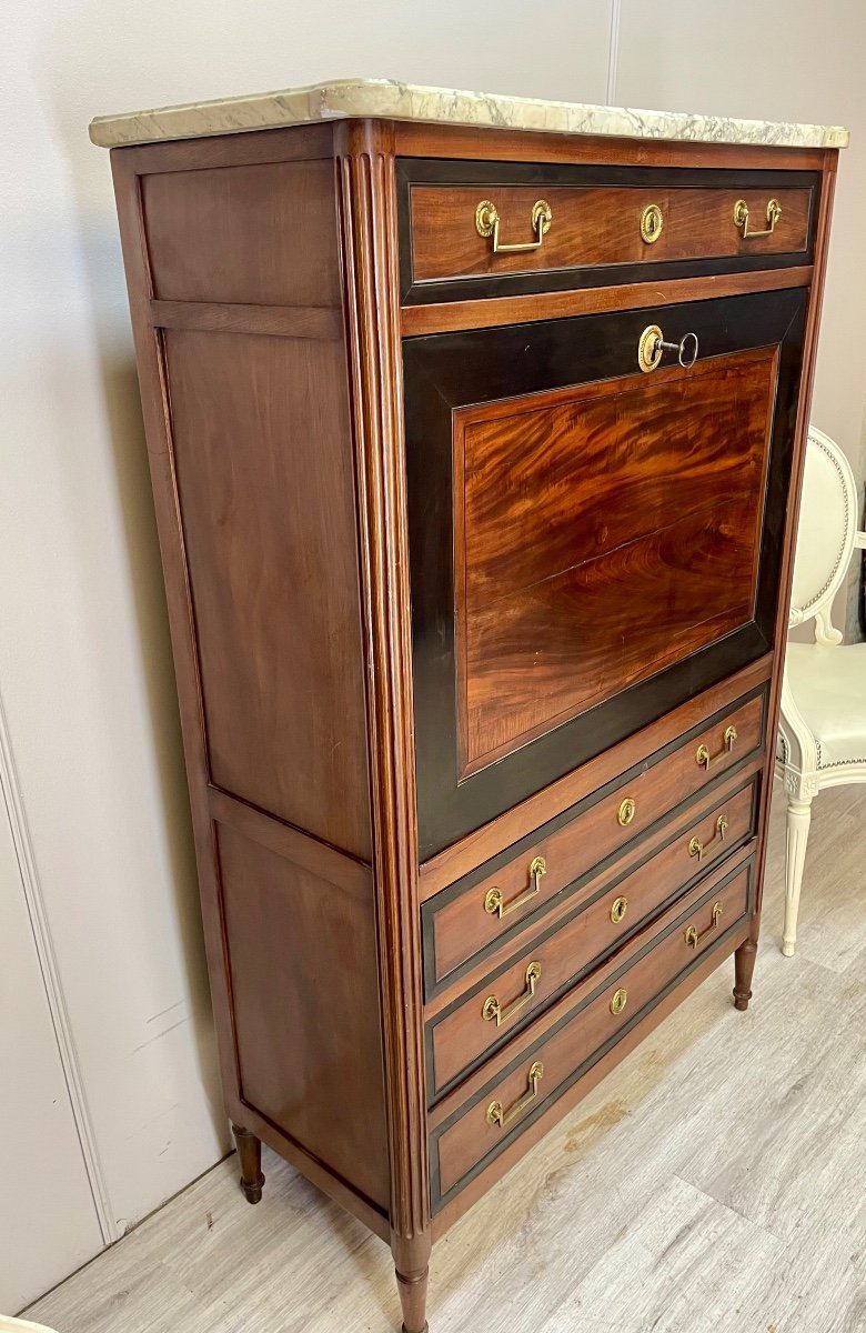 Louis XVI Period Mahogany Secretary-photo-3