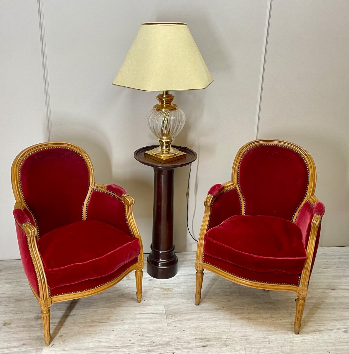 Pair Of Louis XVI Shepherdesses In Beech From The 19th Century -photo-5
