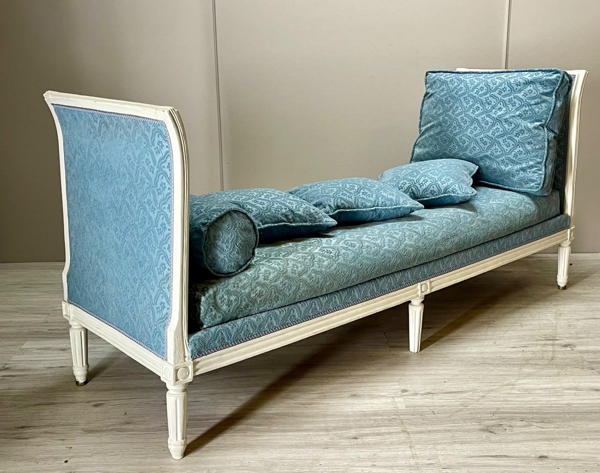 Louis XVI Period Lacquered Wood Daybed 