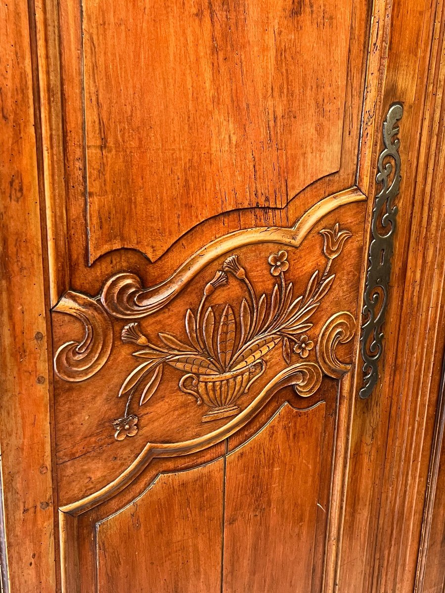 Grande armoire provençale en merisier d’époque louis XV -photo-1