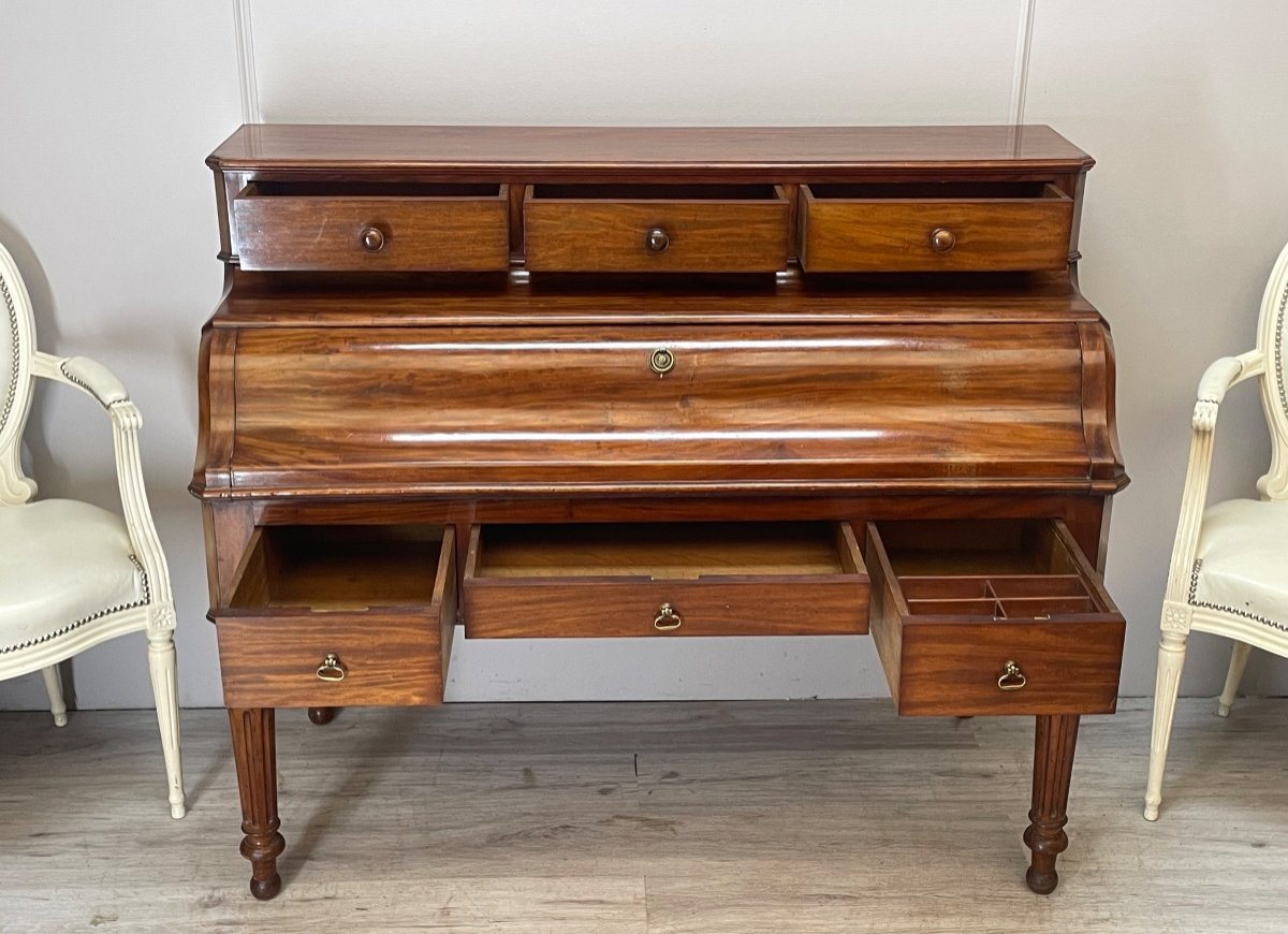 19th Century Flamed Mahogany Cylinder Desk -photo-1