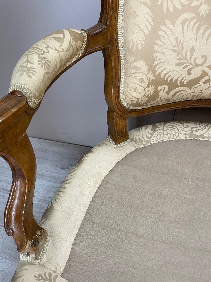 Louis XV Period Sofa In Walnut -photo-6