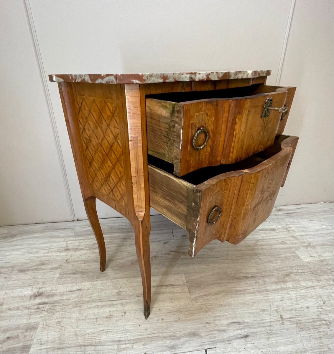 Commode De Style Transition En Marqueterie -photo-2