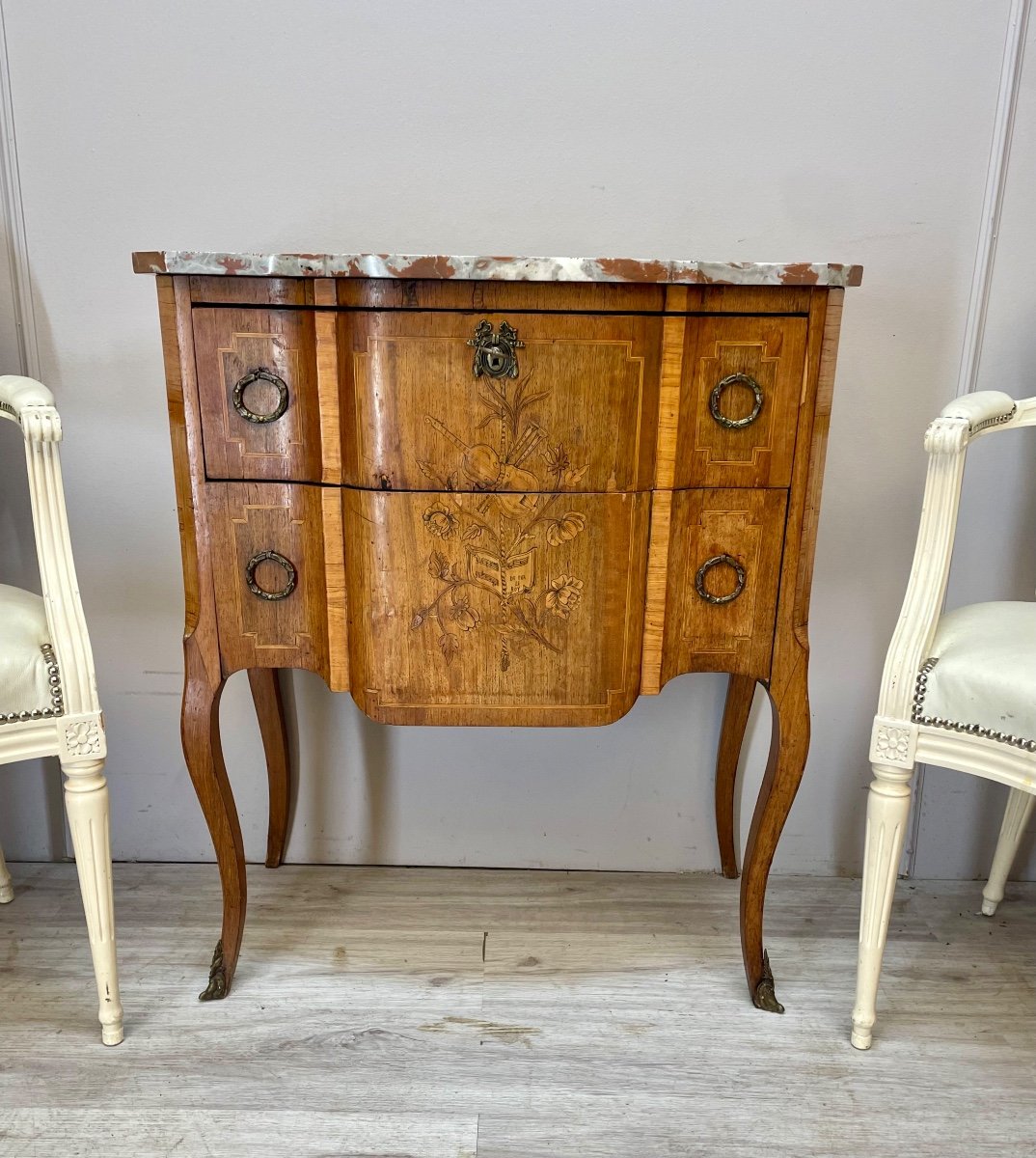 Commode De Style Transition En Marqueterie 