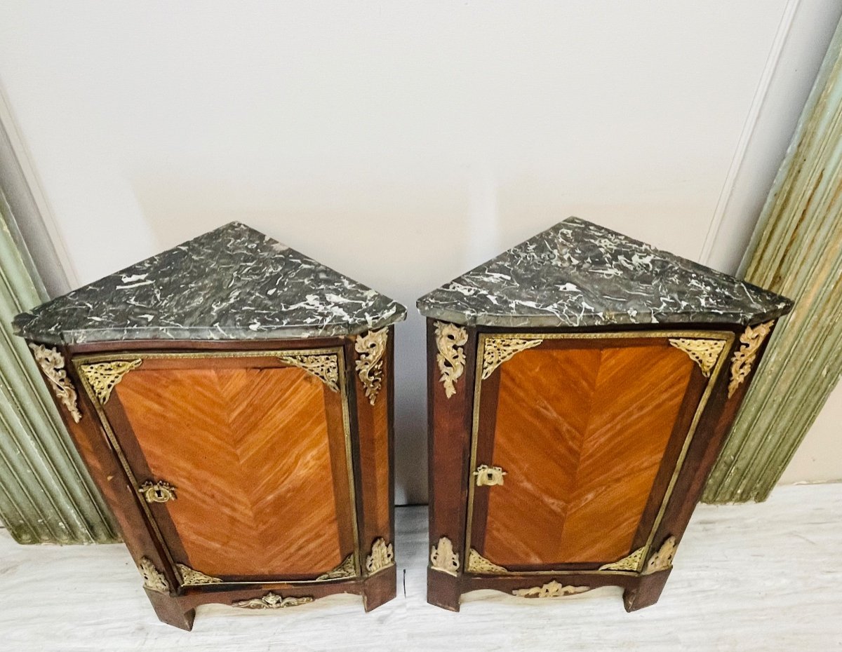 Pair Of Louis XVI Period Marquetry Corner Cabinets -photo-1