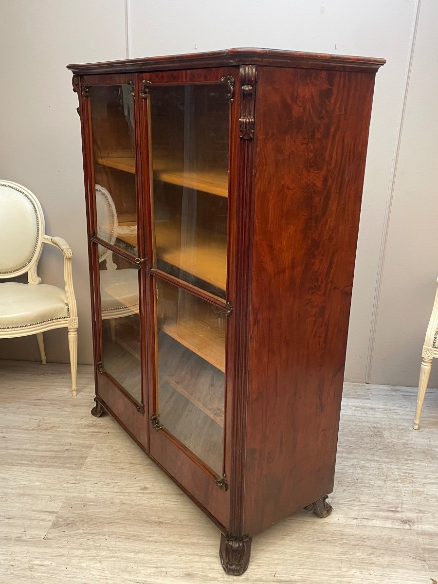 19th Century Flamed Mahogany Display Case -photo-1