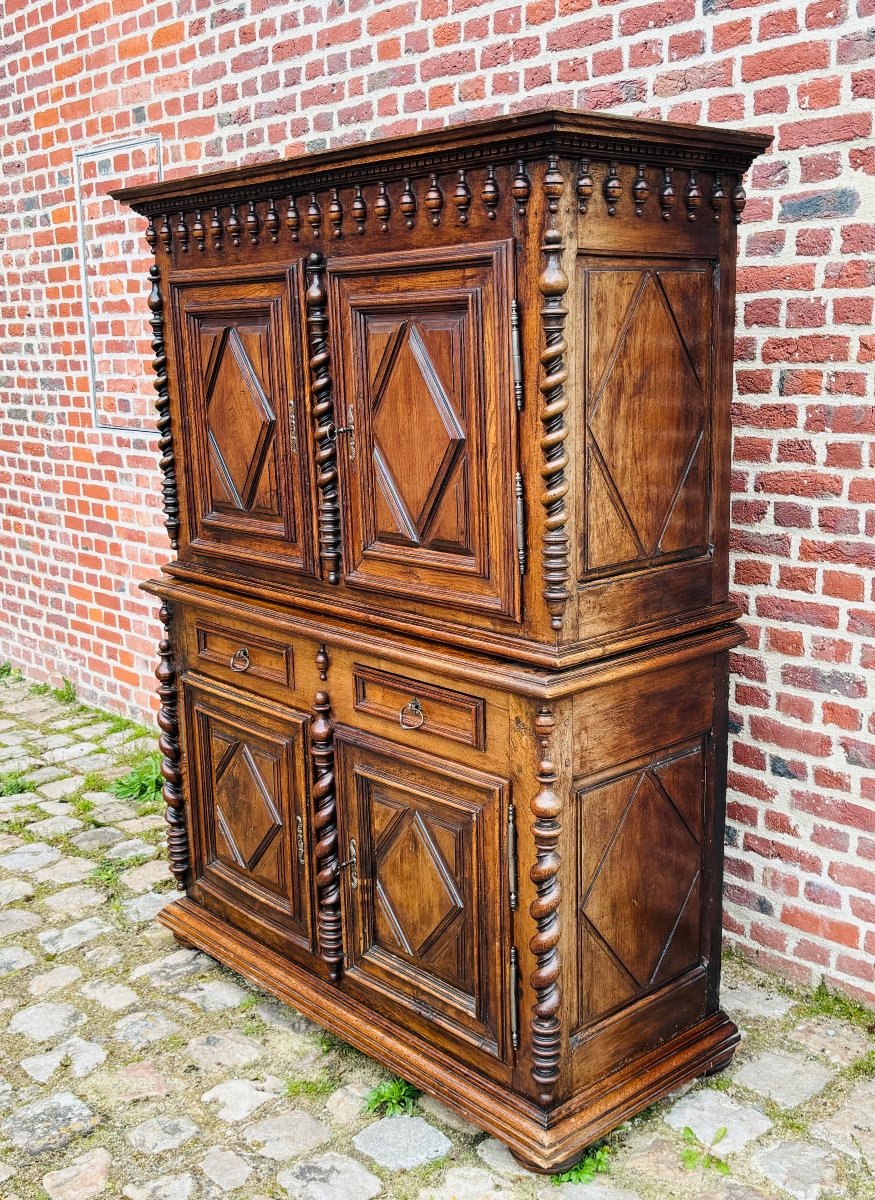 Louis XIII Cabinet Buffet In Walnut From The 17th Century-photo-4