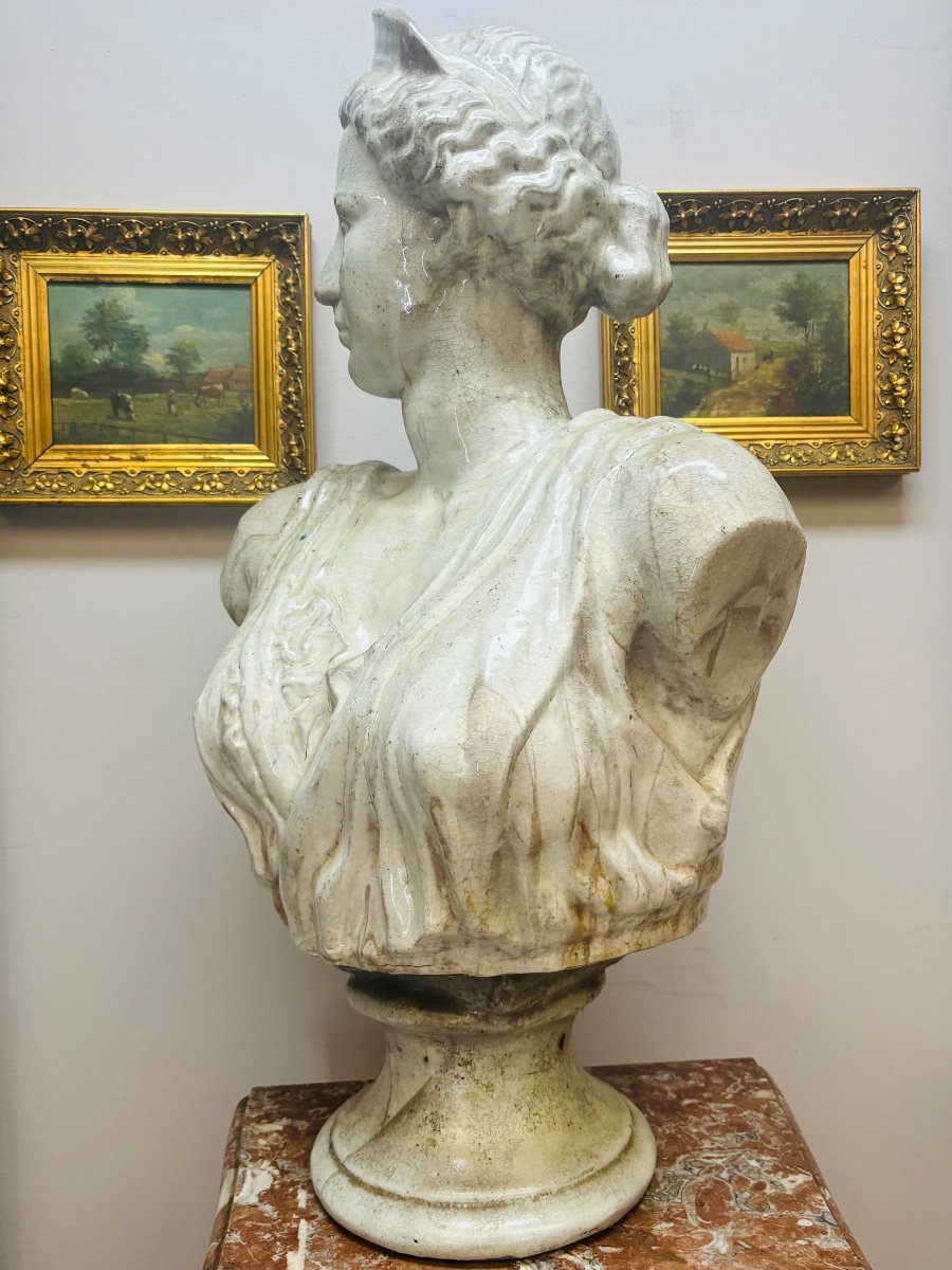 Large Bust Of A Woman In Cracked Earthenware From The 19th Century-photo-2