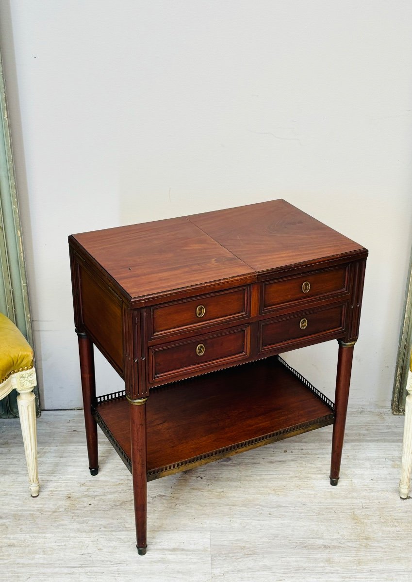 Louis XVI Style Mahogany Server-photo-3
