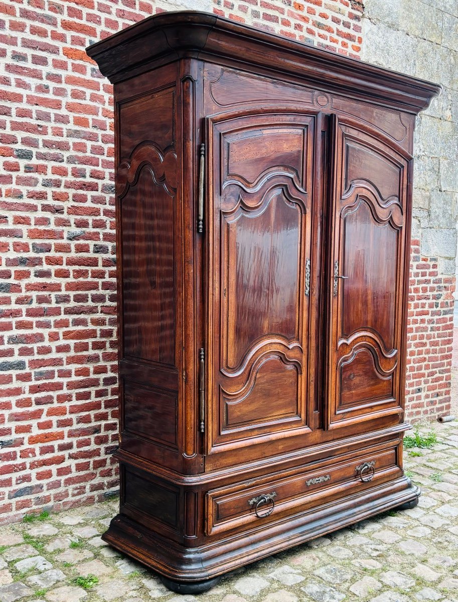 Large Wardrobe From Périgord In Walnut From The 18th Century -photo-4