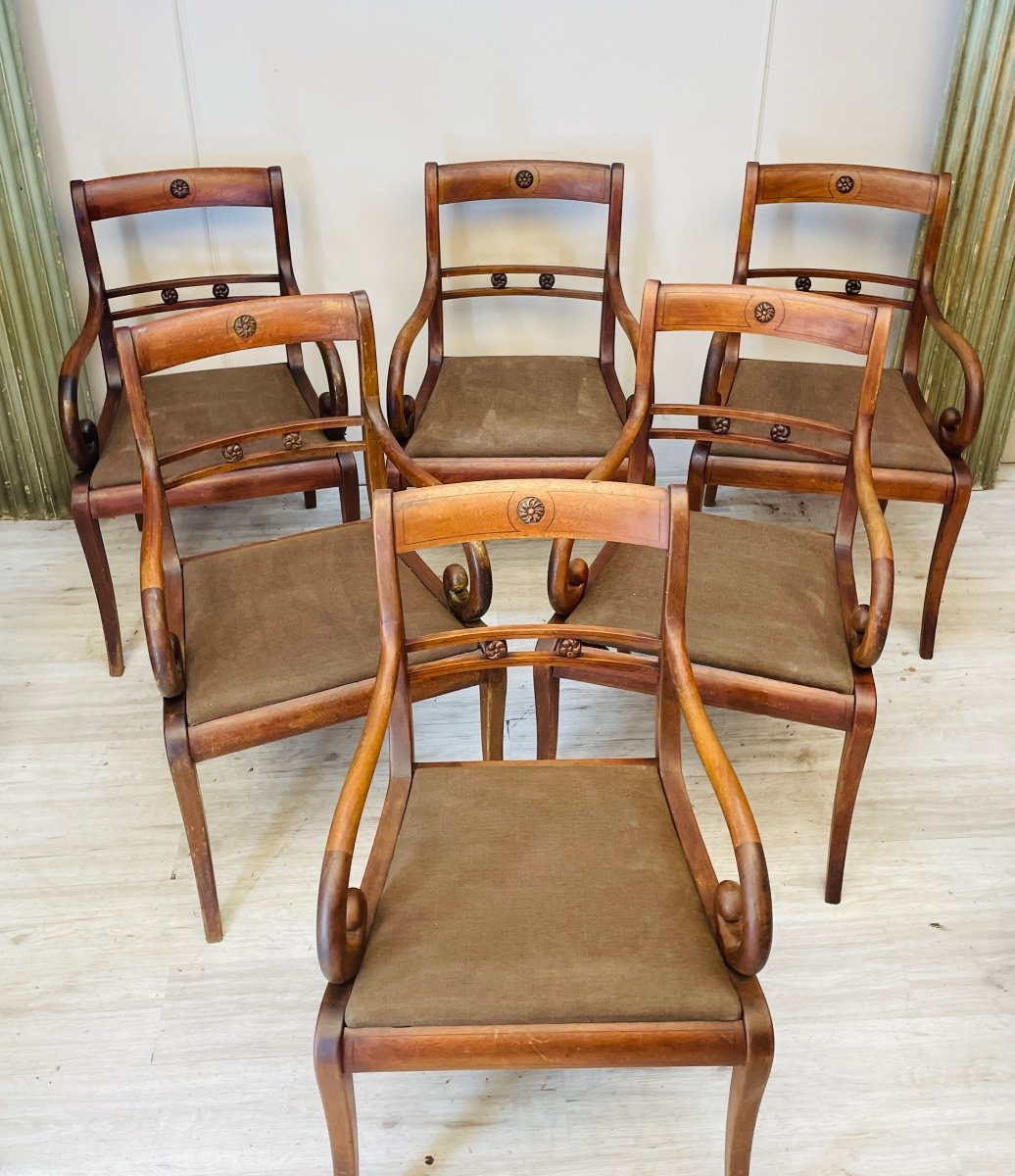 Suite De Six Fauteuils En Acajou -photo-1