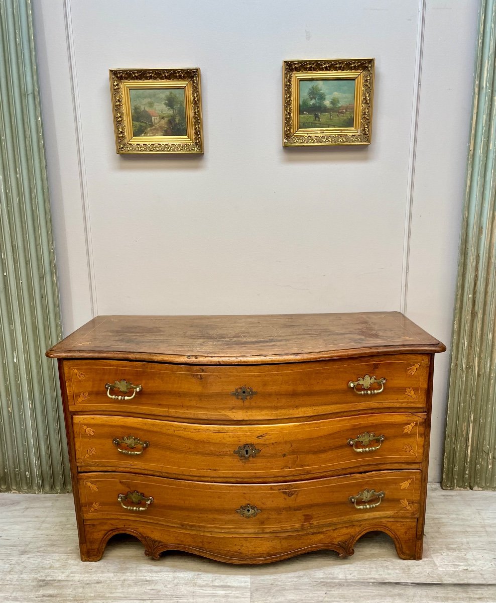Commode Galbée En Noyer D’époque 18 ème -photo-1
