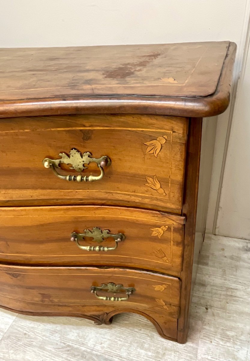Commode Galbée En Noyer D’époque 18 ème -photo-4