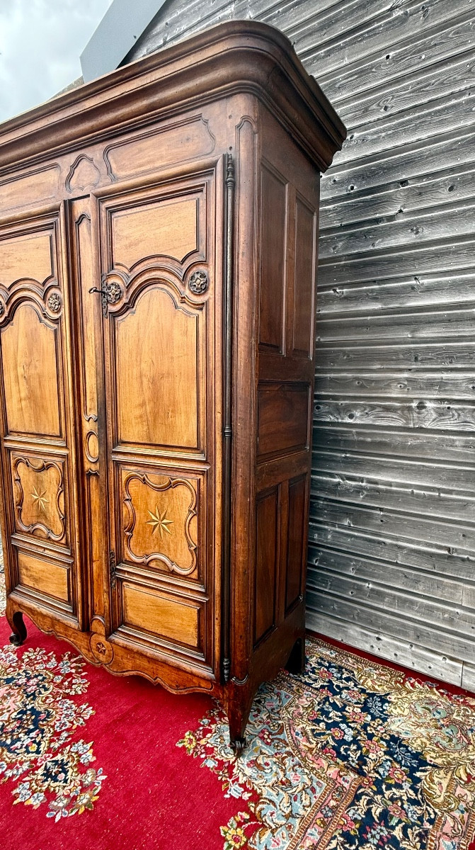 Louis XV Period Walnut Wardrobe -photo-3