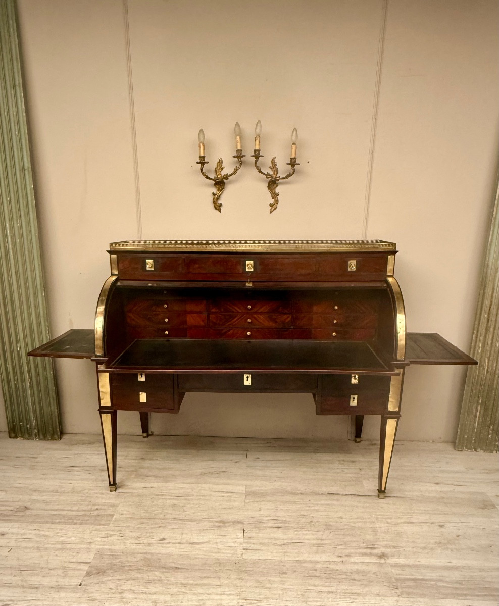 Louis XVI Period Mahogany Cylinder Desk -photo-3