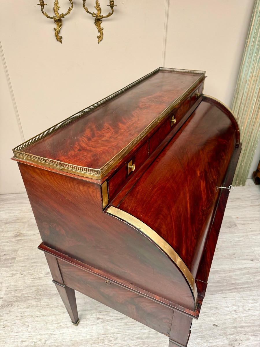 Louis XVI Period Mahogany Cylinder Desk -photo-4