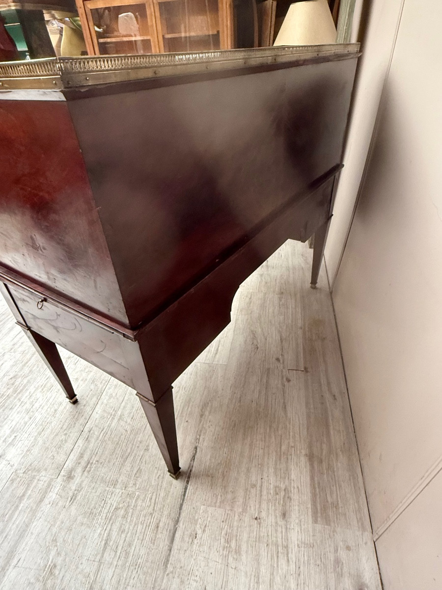 Louis XVI Period Mahogany Cylinder Desk -photo-2