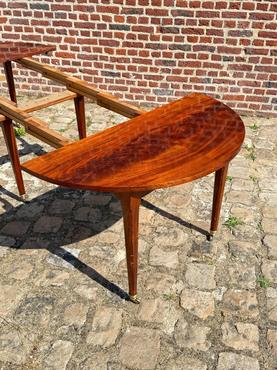 Louis XVI Dining Table In Flamed Mahogany From The 19th Century -photo-4