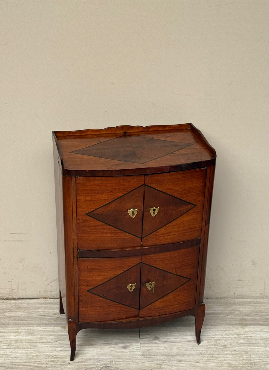 Small Louis XV Style Mahogany Screen Cabinet From The 19th Century-photo-2