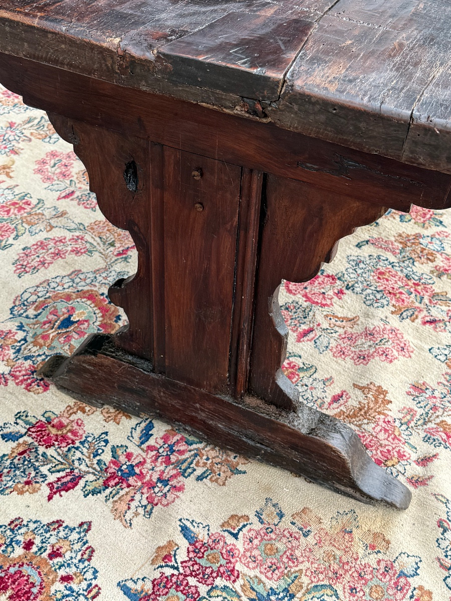Renaissance Walnut Table From The 17th Century -photo-3