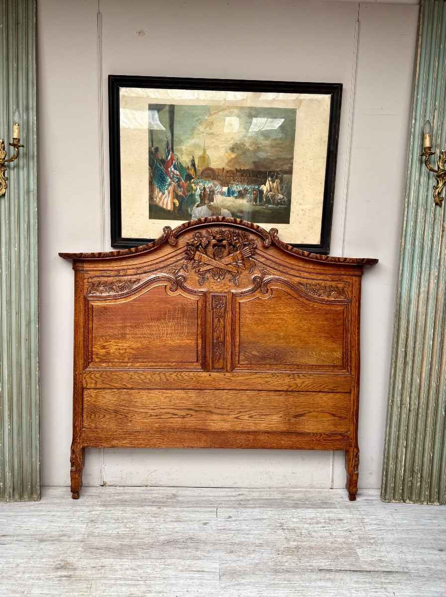 Louis XV Style Norman Wedding Bed In Solid Oak With Dove Decoration -photo-2