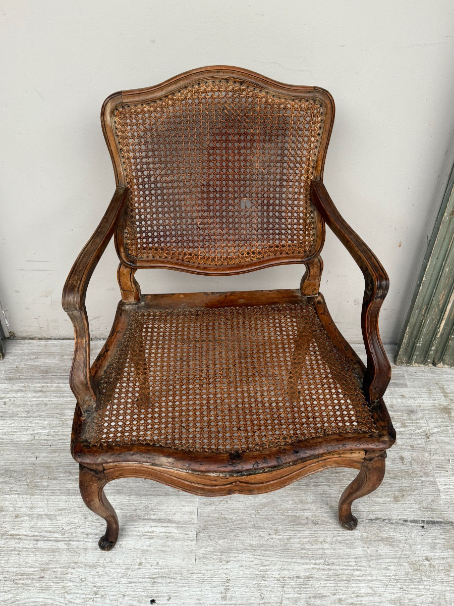 Fauteuil canné en noyer  d’époque Louis XV -photo-3