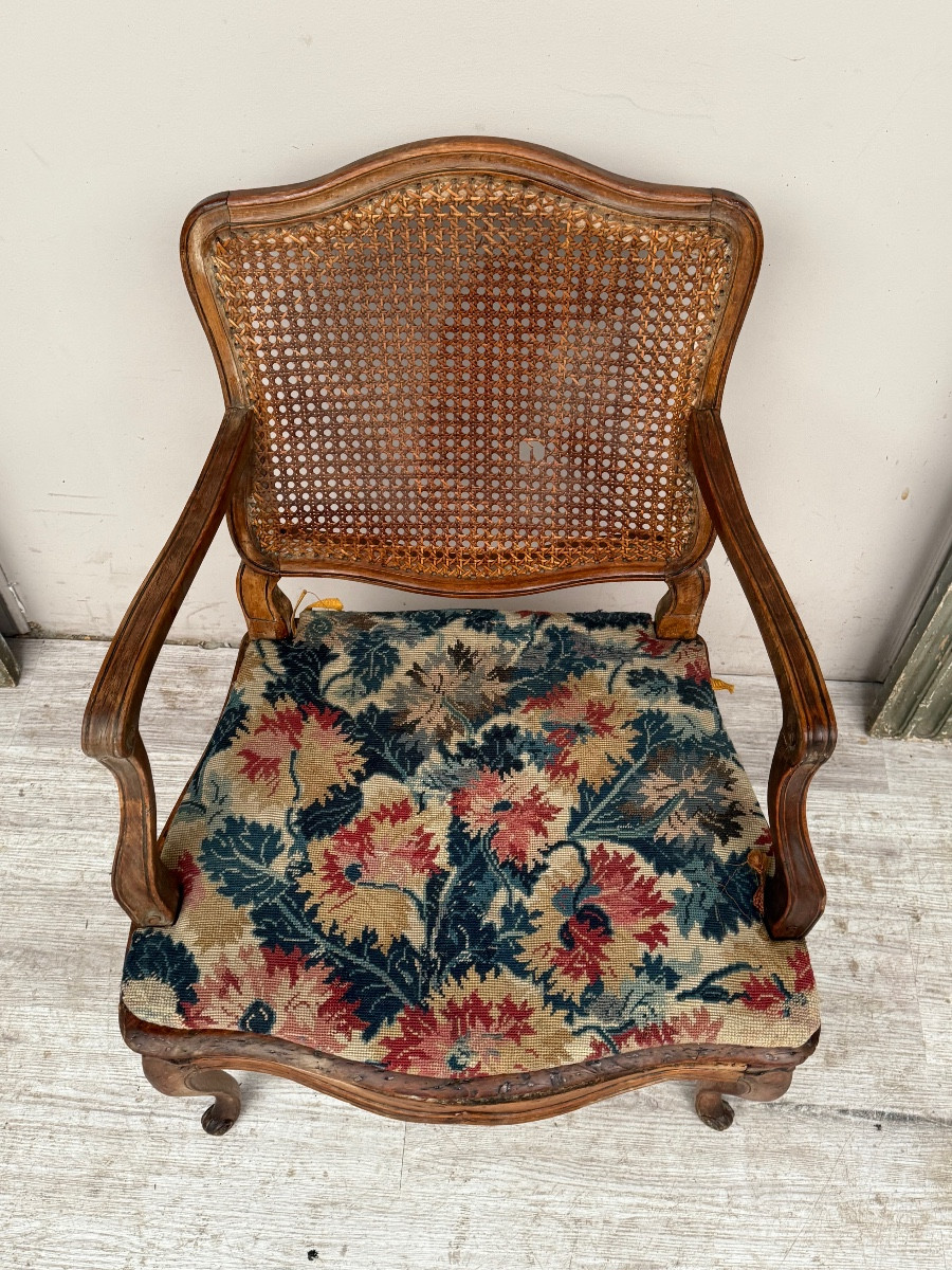 Fauteuil canné en noyer  d’époque Louis XV -photo-3