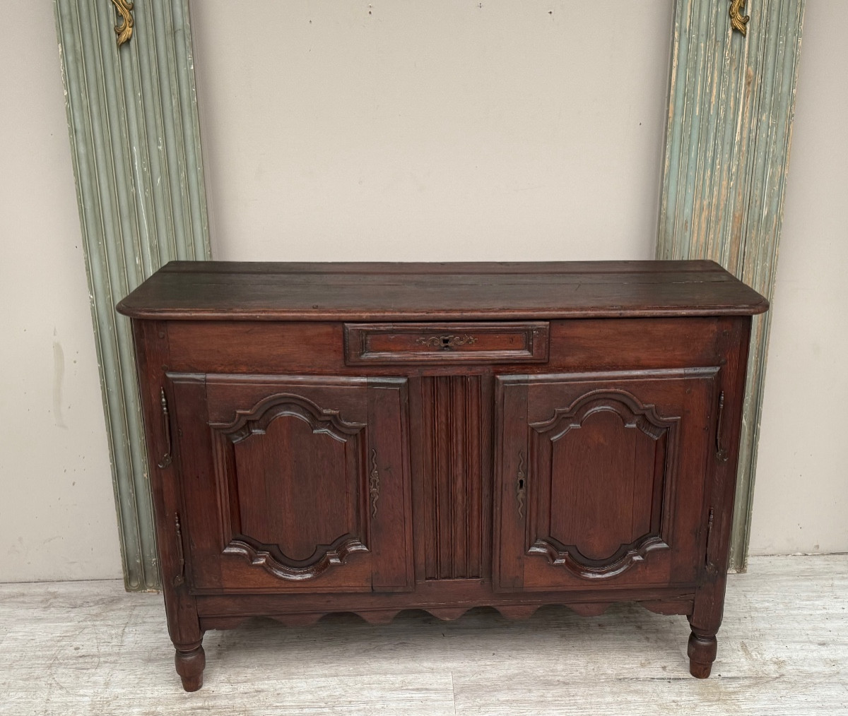 buffet en chêne d’époque XVIII éme 